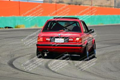 media/Oct-18-2025-Extreme Speed (Sat) [[d6d7e1fef1]]/Group 3 Purple/Session 2 (Turn 3)/